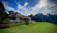 Treetops Holiday Retreat