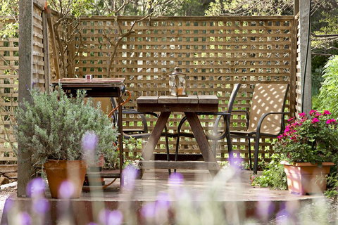 Trinity Cottage - Accommodation Batemans Bay 0