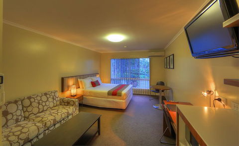 Tropixx Motel & Restaurant - Accommodation Batemans Bay 2