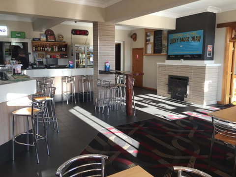 Tumut Star Hotel - Accommodation Batemans Bay 1