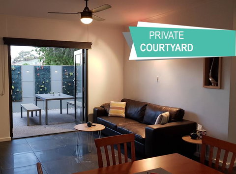 Two Bedroom Garden Apartment - Accommodation Batemans Bay 0