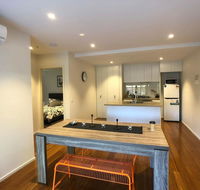 Two Brand New Bedrooms in the Sunlight Area - Accommodation Batemans Bay