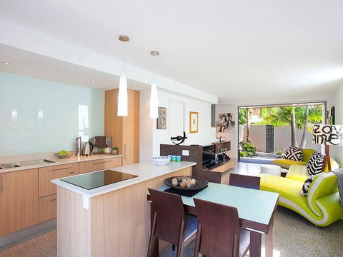 U3/27 Noosa Parade, Noosa Sound - Accommodation Batemans Bay 3