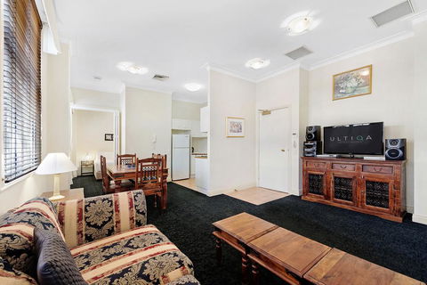 ULTIQA Rothbury Hotel - Accommodation Batemans Bay 3