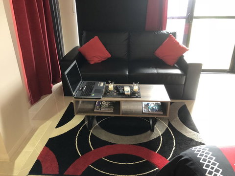 Ultra Modern Private Studio Room - Accommodation Batemans Bay 1