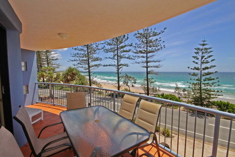 Unit 3, The Rocks, 1746 David Low Way Coolum Beach - 500 BOND - Accommodation Batemans Bay 0