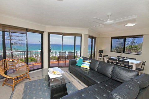 Unit 3, The Rocks, 1746 David Low Way Coolum Beach - 500 BOND - Accommodation Batemans Bay 3