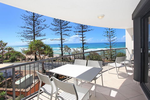Unit 4, The Rocks, 1746 David Low Way Coolum Beach - 500 Bond - Accommodation Batemans Bay 0