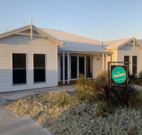 Villa Malmo - Accommodation Batemans Bay