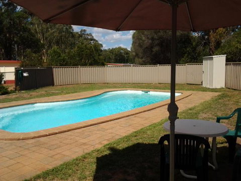 Wagon Wheel Motel & Units - Accommodation Batemans Bay 0