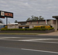 Warwick Motor Inn - Accommodation Batemans Bay