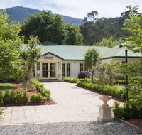 Oscar's On The Yarra - Accommodation Batemans Bay