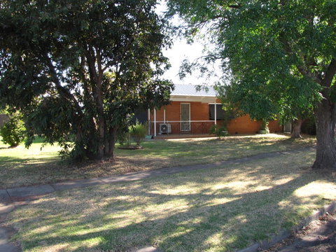 Clarke Street - Accommodation Batemans Bay 18