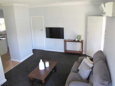 Clarke Street - Accommodation Batemans Bay 5