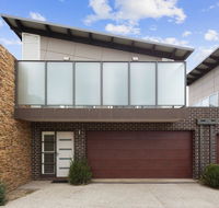 Central to Cowes - Accommodation Batemans Bay