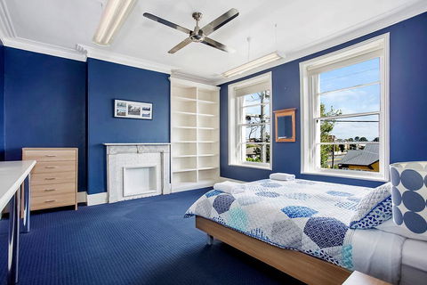 Plummers Mill - Central Townhouse - Accommodation Batemans Bay 0