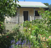 Walnut Cottage via Leongatha - Accommodation Batemans Bay