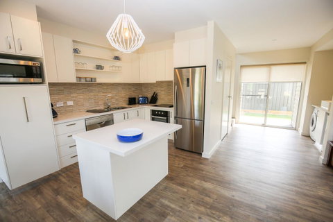 Amber Mist Villa Two - Accommodation Batemans Bay 8