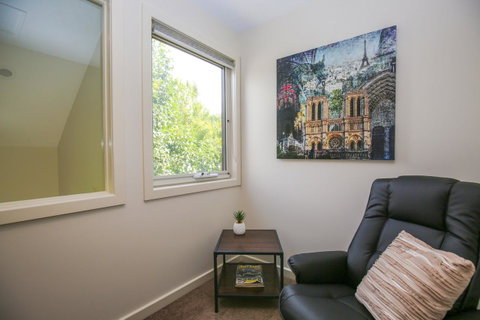 Amber Mist Villa Two - Accommodation Batemans Bay 7