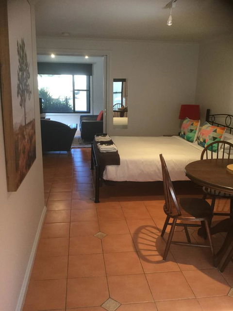 At The Beach Apartments - Accommodation Batemans Bay 15