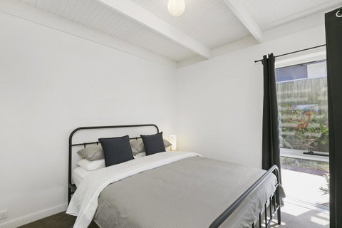 Mysa Anglesea Sleeps 7 WiFi SmartTV Cafes Shops - Accommodation Batemans Bay 8