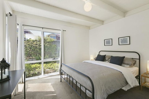 Mysa Anglesea Sleeps 7 WiFi SmartTV Cafes Shops - Accommodation Batemans Bay 6