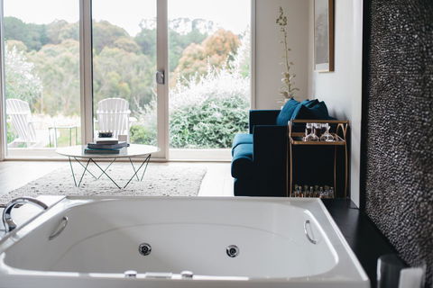 Polperro Villas - Accommodation Batemans Bay 6
