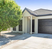 Black Lotus Townhouse - Accommodation Batemans Bay