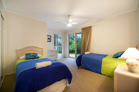 Whale Watch Ocean Beach Resort - Accommodation Batemans Bay 6