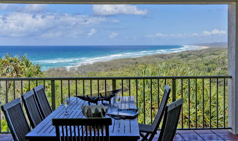 Whale Watch Ocean Beach Resort - Accommodation Batemans Bay 1