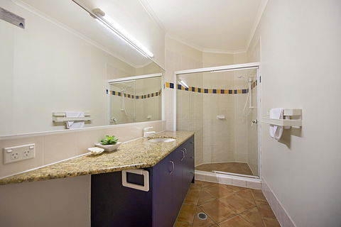 Whale Watch Ocean Beach Resort - Accommodation Batemans Bay 12