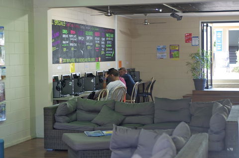 Nomads Airlie Beach - Accommodation Batemans Bay 25