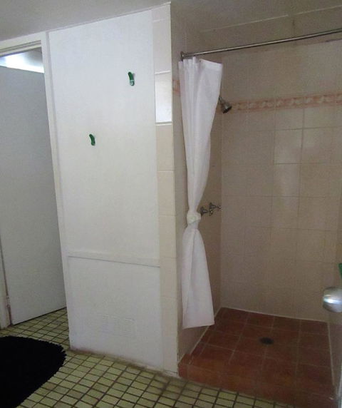 Nomads Airlie Beach - Accommodation Batemans Bay 4