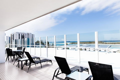 Ocean Views Resort Caloundra - Accommodation Batemans Bay 9