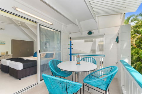 By The Sea Port Douglas - Accommodation Batemans Bay 10