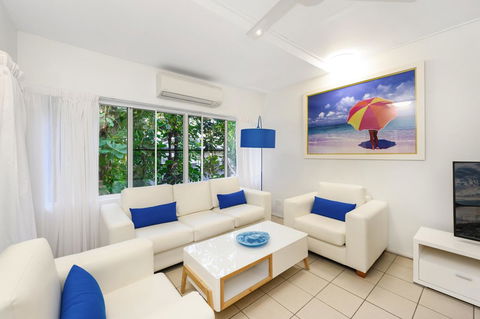 By The Sea Port Douglas - Accommodation Batemans Bay 0