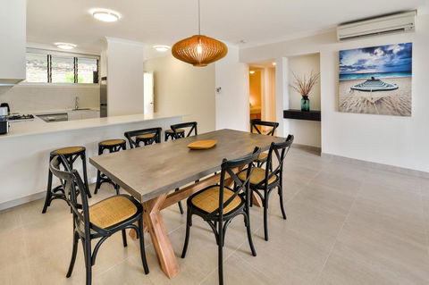 Frangipani 104 - Hamilton Island - Accommodation Batemans Bay 6