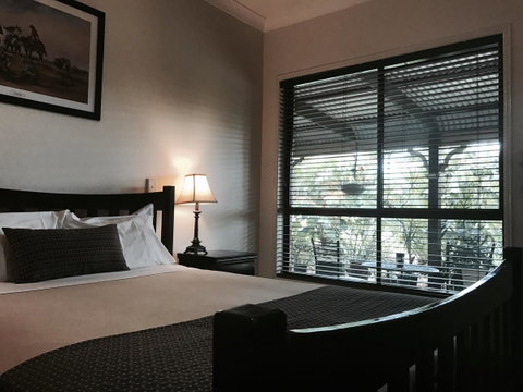 The Bearded Dragon Boutique Hotel - Accommodation Batemans Bay 0
