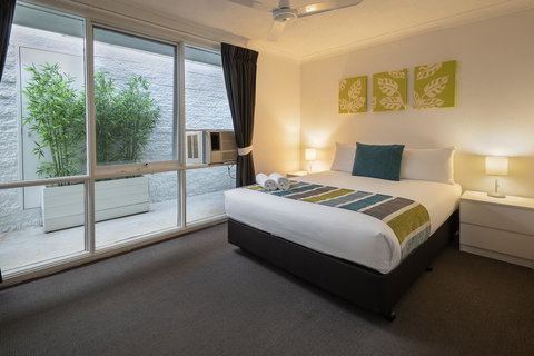 The Beach Motel Hervey Bay - Accommodation Batemans Bay 1