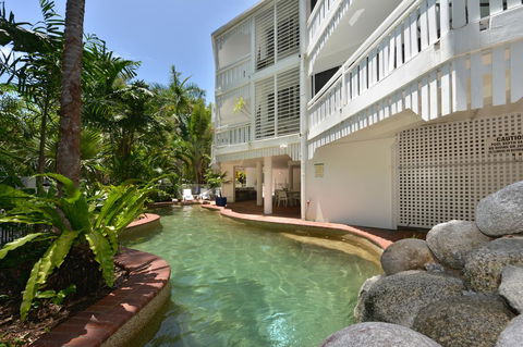 The White House Port Douglas - Accommodation Batemans Bay 18