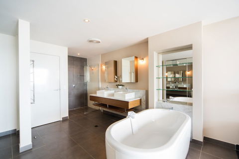 Whitsunday Reflections - Accommodation Batemans Bay 16