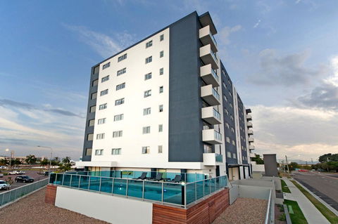 Allure Hotel & Apartments - Accommodation Batemans Bay 1