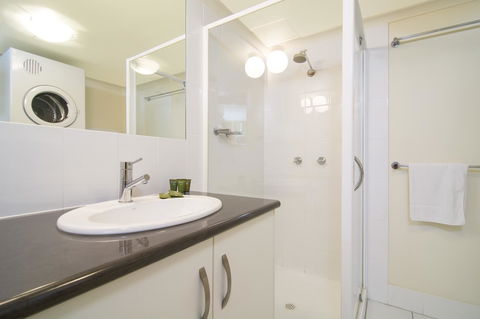 The Port Douglas Queenslander - Accommodation Batemans Bay 10