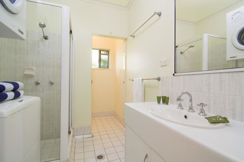 The Port Douglas Queenslander - Accommodation Batemans Bay 12
