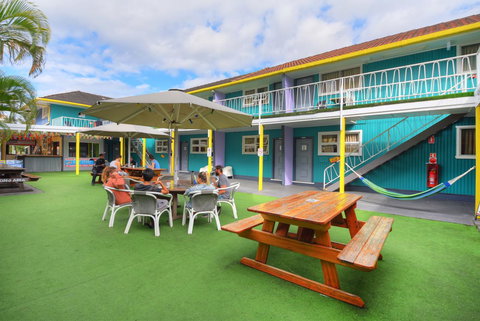Backpackers In Paradise 18-35 Hostel - Accommodation Batemans Bay 2