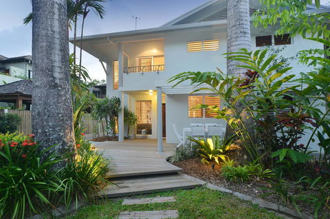 [ ANDY'S BEACH HOUSE ] - Accommodation Batemans Bay 9
