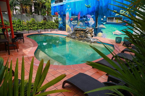 Port Douglas Motel - Accommodation Batemans Bay 0