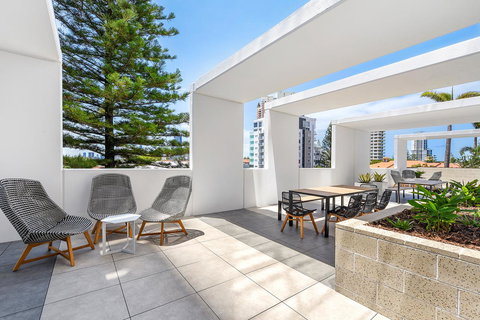 Qube Broadbeach - Accommodation Batemans Bay 20