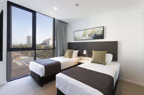 Qube Broadbeach - Accommodation Batemans Bay 44