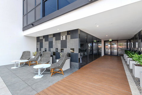 Qube Broadbeach - Accommodation Batemans Bay 24